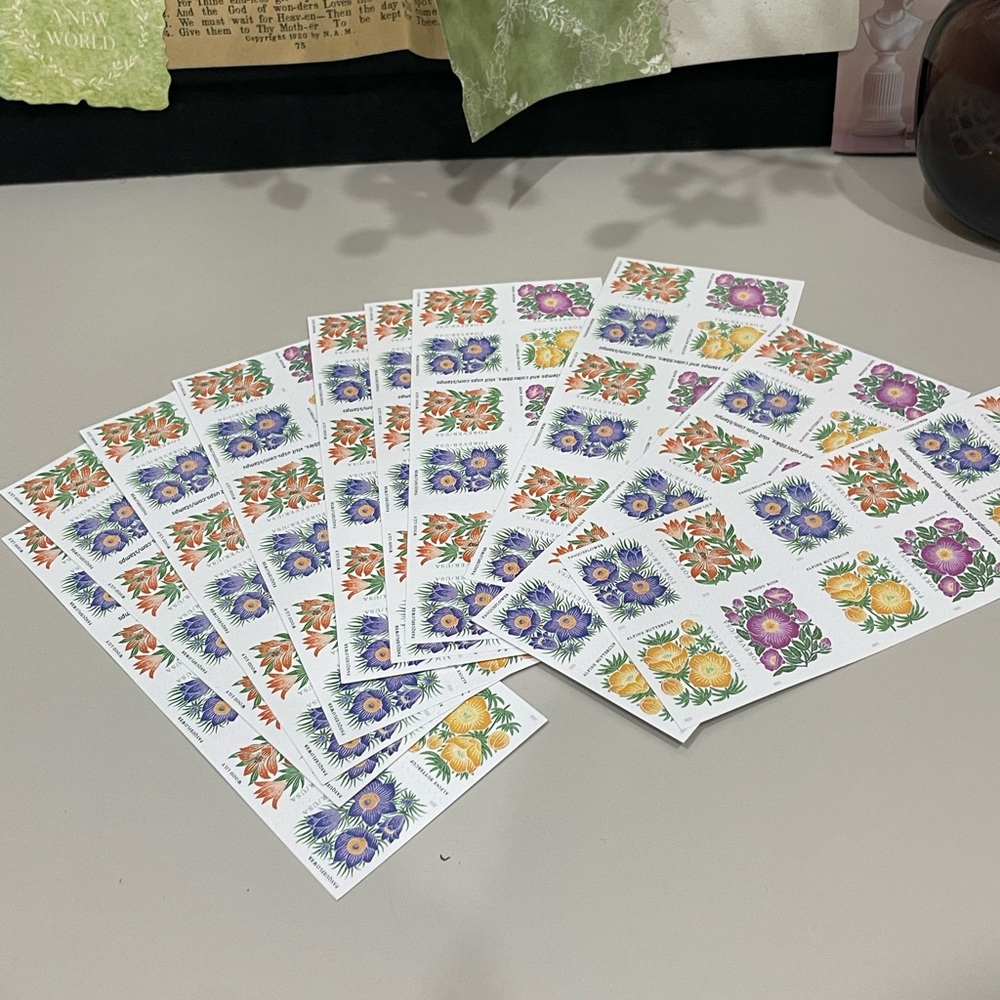 200 Mountain Flora 2022 Forever PostageStampsUS Postal USPS Flowers Weddings